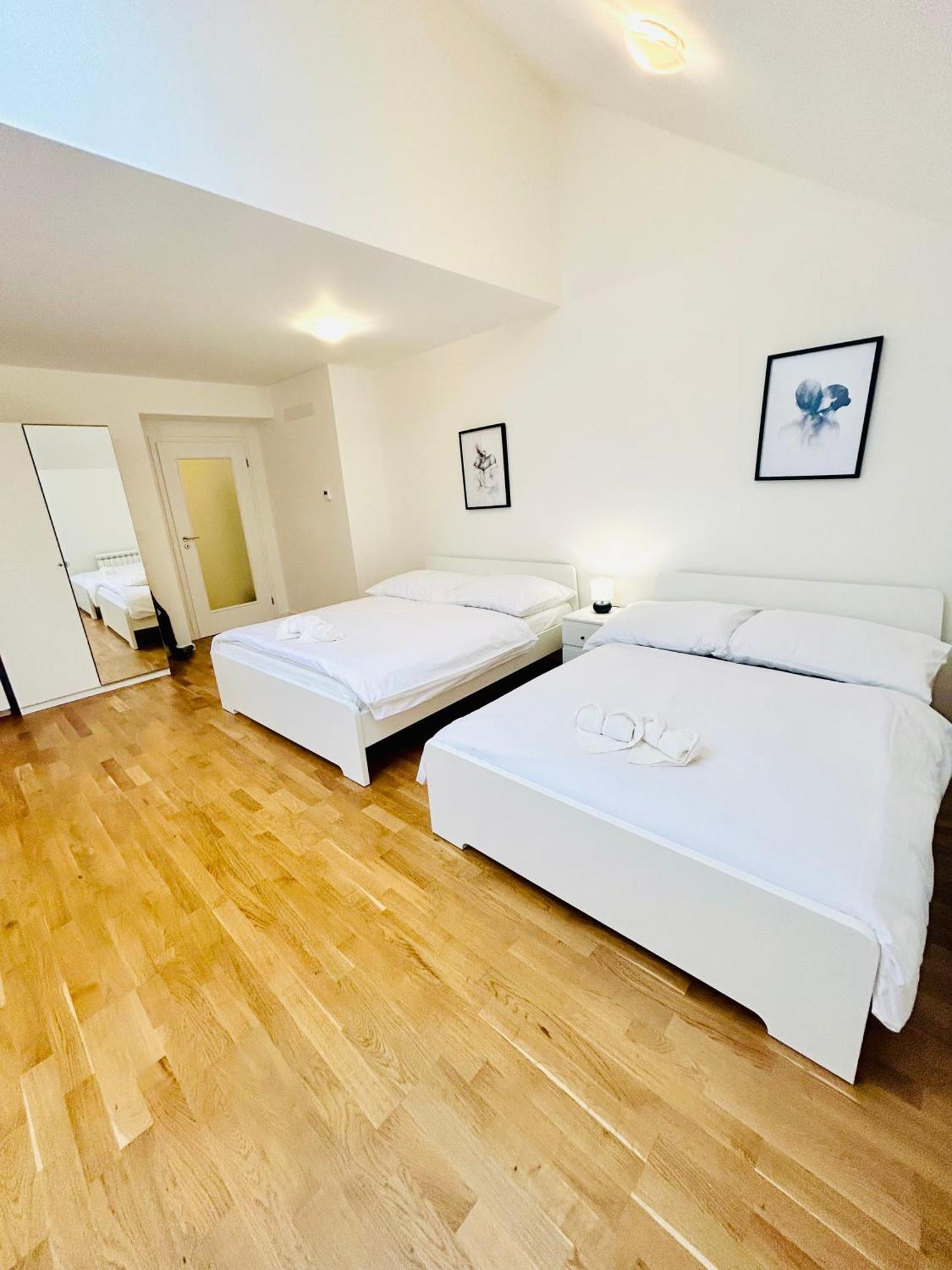 Cozy Design Apartments Right Next To Wenceslas Square Prag Dış mekan fotoğraf